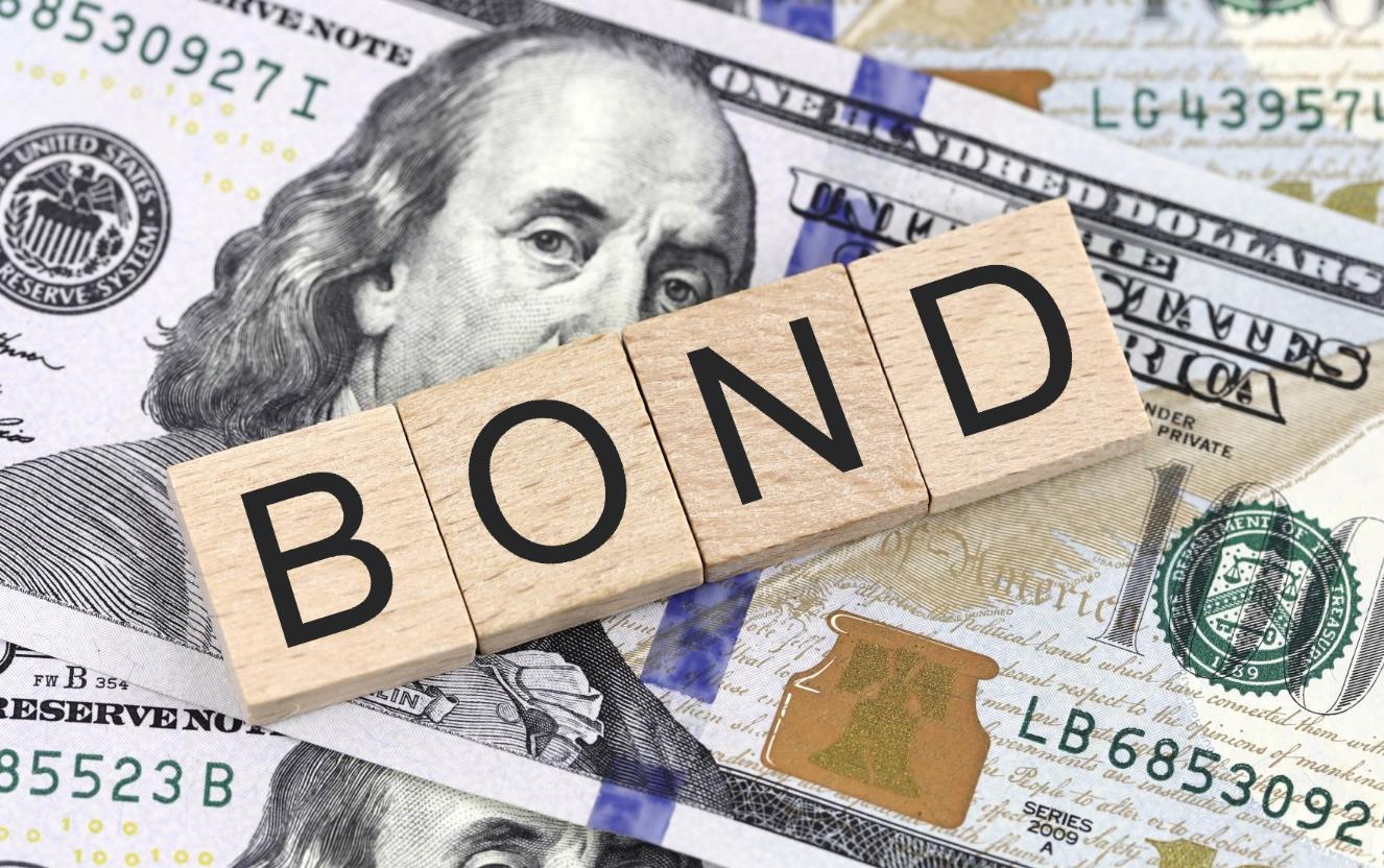 https://pix4free.org/photo/29430/bond.html
